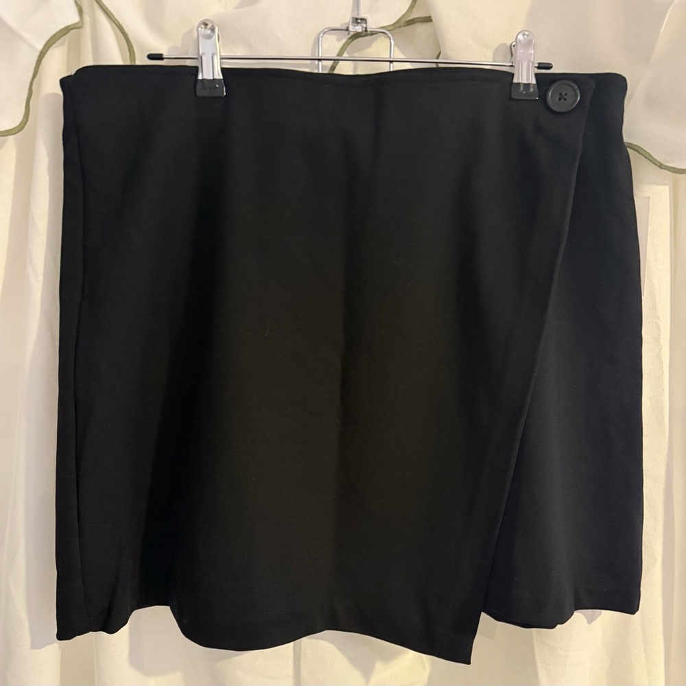 NWT SO Women's Black Mini Skirt